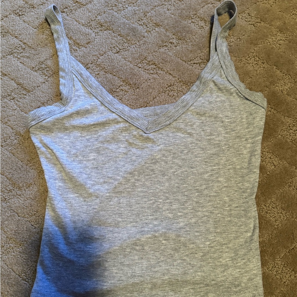 Shein Grey Ribbed Cropped Tank Top V neck